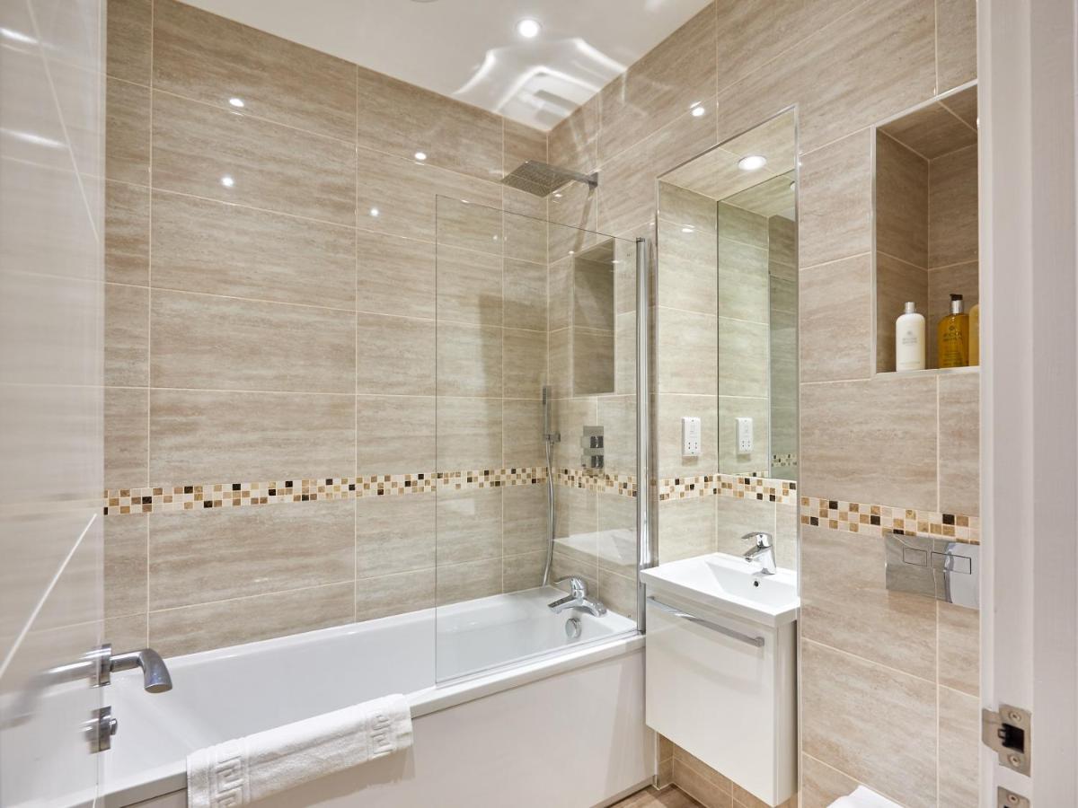 Two Bedroom Apartment By Jlj Apartments & Serviced Accommodation Birmingham - Mantella Lofts Eksteriør billede